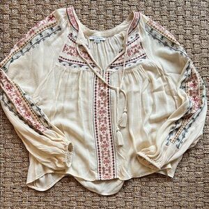 American Eagle size M Bohemian Cream Blouse with Embroidered Details EUC
